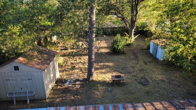 705 E THEISSEN ST, Boerne, TX 78006