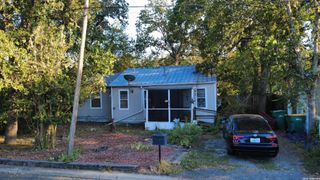 705 E THEISSEN ST, Boerne, TX 78006