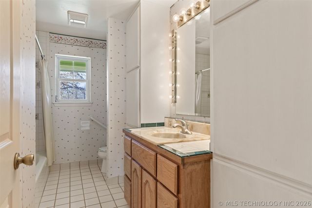 29612 E 32nd Street S, Broken Arrow, OK 74014