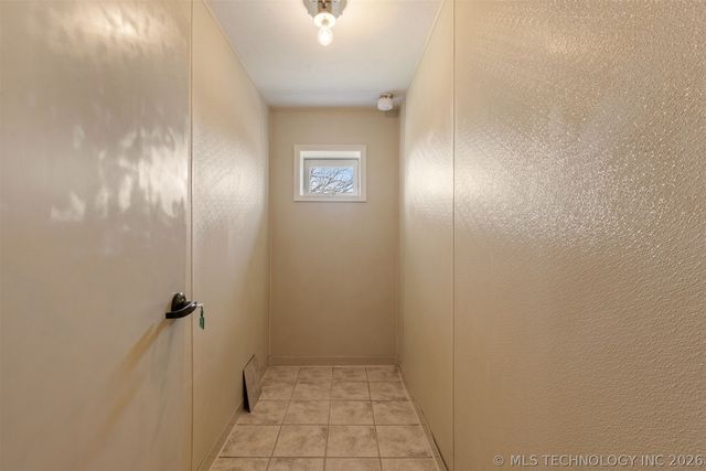 29612 E 32nd Street S, Broken Arrow, OK 74014