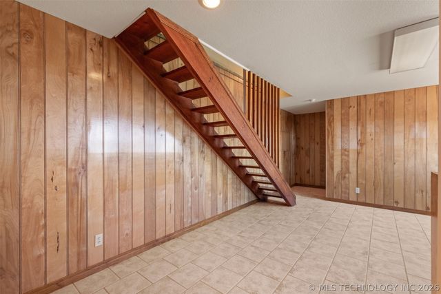 29612 E 32nd Street S, Broken Arrow, OK 74014