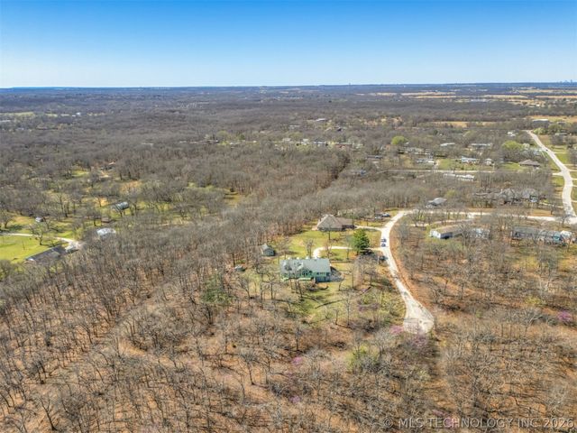 29612 E 32nd Street S, Broken Arrow, OK 74014