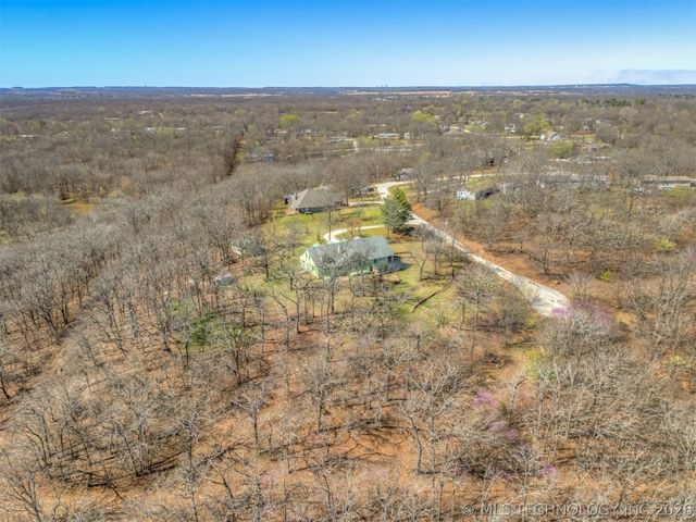 29612 E 32nd Street S, Broken Arrow, OK 74014