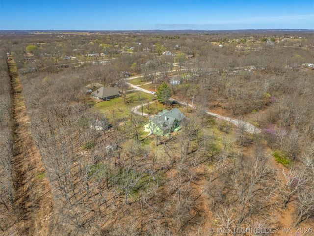 29612 E 32nd Street S, Broken Arrow, OK 74014