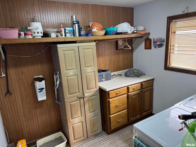 8424 Bolen Store Road, Thompsonville, IL 62890