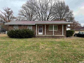 8424 Bolen Store Road, Thompsonville, IL 62890