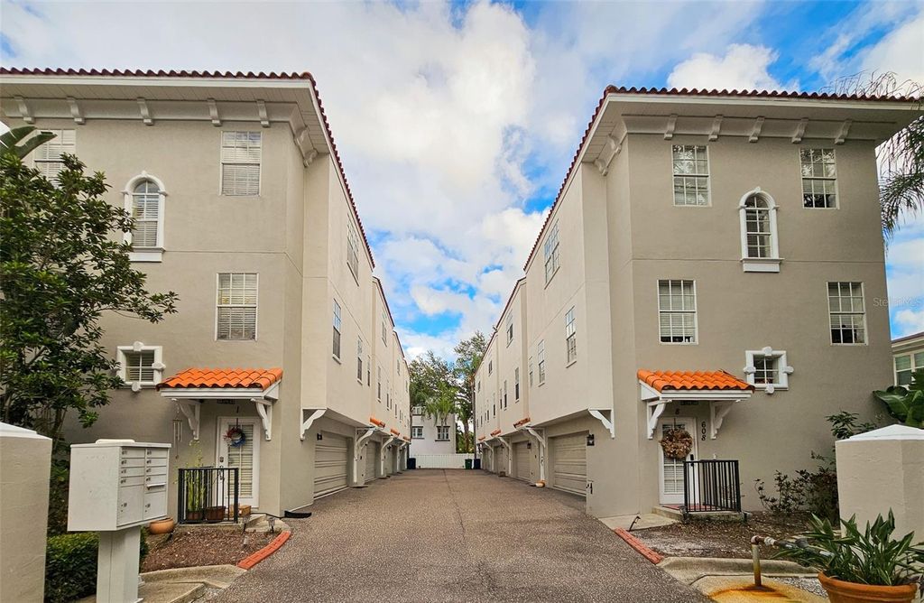 608 S MATANZAS AVENUE 6, Tampa, FL 33609