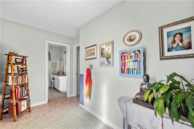 9C Clover Lane, Holiday Island, AR 72631