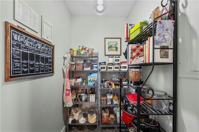 9C Clover Lane, Holiday Island, AR 72631