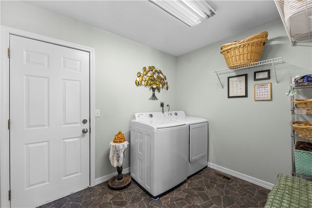 9C Clover Lane, Holiday Island, AR 72631