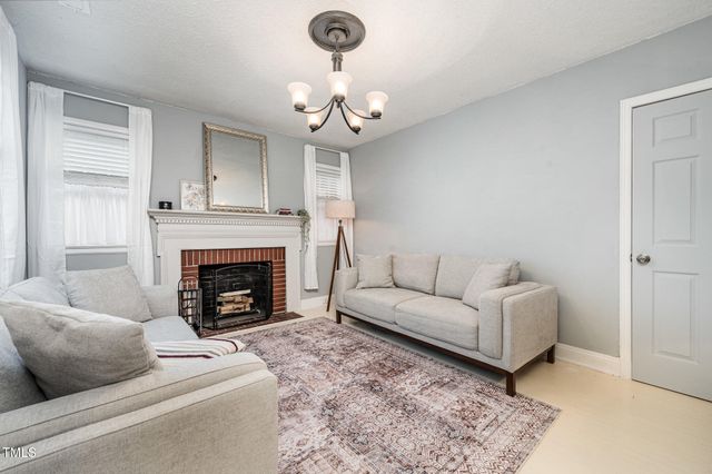 517 E Club Boulevard, Durham, NC 27704