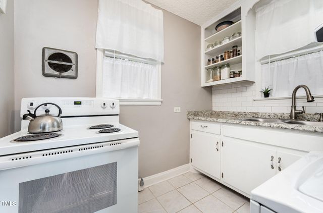 517 E Club Boulevard, Durham, NC 27704