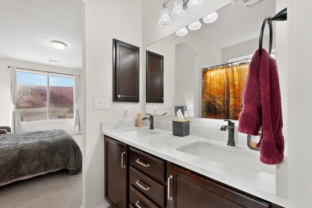 3517 Llano Vista Loop NE, Rio Rancho, NM 87124