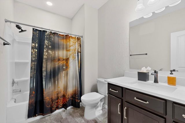 3517 Llano Vista Loop NE, Rio Rancho, NM 87124