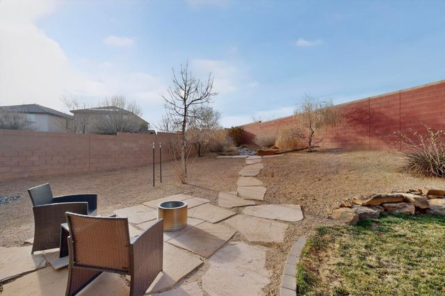 3517 Llano Vista Loop NE, Rio Rancho, NM 87124