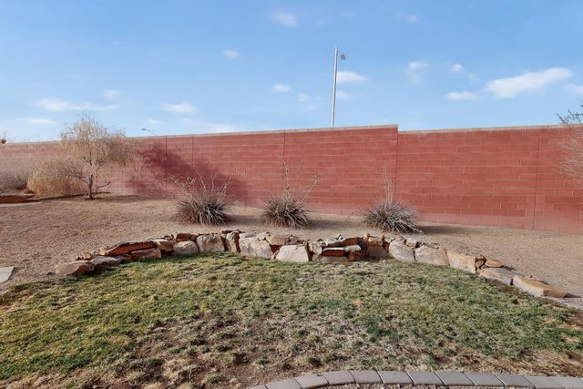 3517 Llano Vista Loop NE, Rio Rancho, NM 87124