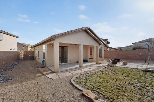 3517 Llano Vista Loop NE, Rio Rancho, NM 87124