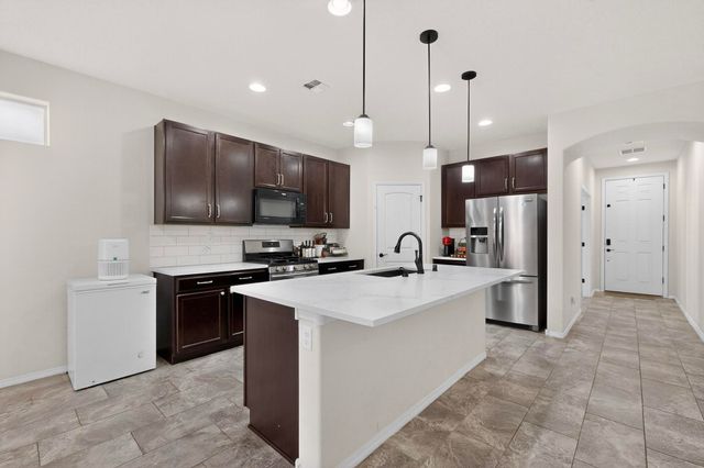 3517 Llano Vista Loop NE, Rio Rancho, NM 87124