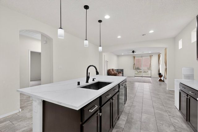 3517 Llano Vista Loop NE, Rio Rancho, NM 87124