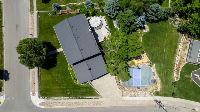 789 E SHERWOOD DR, Kaysville, UT 84037