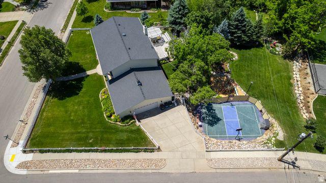 789 E SHERWOOD DR, Kaysville, UT 84037