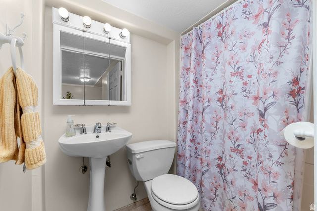 789 E SHERWOOD DR, Kaysville, UT 84037