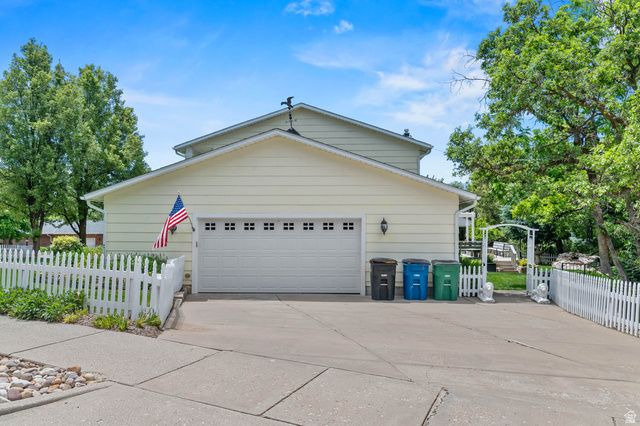 789 E SHERWOOD DR, Kaysville, UT 84037