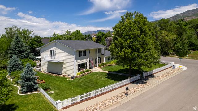 789 E SHERWOOD DR, Kaysville, UT 84037