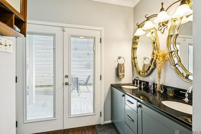 15580 Riverdale Ave, Baton Rouge, LA 70816