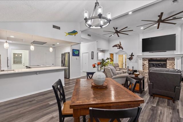148 Vista Drive, Eustace, TX 75124
