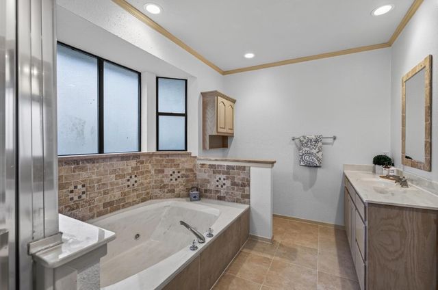 148 Vista Drive, Eustace, TX 75124