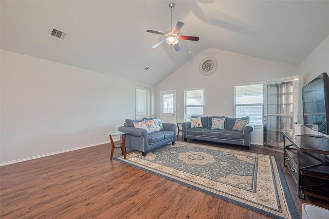 21018 Whitehaven Bluff Trail, Katy, TX 77449