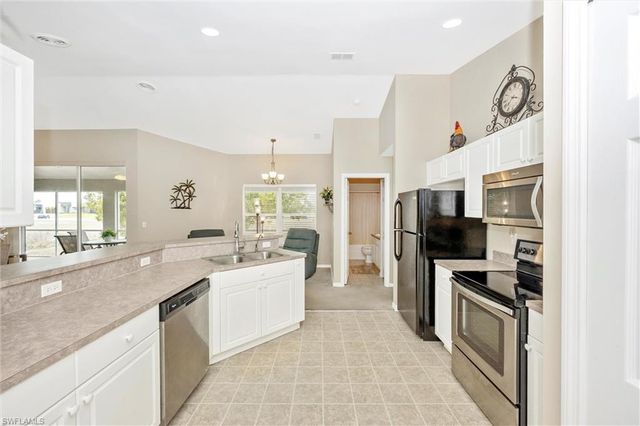 1308 NW 15th PL, Cape Coral, FL 33993