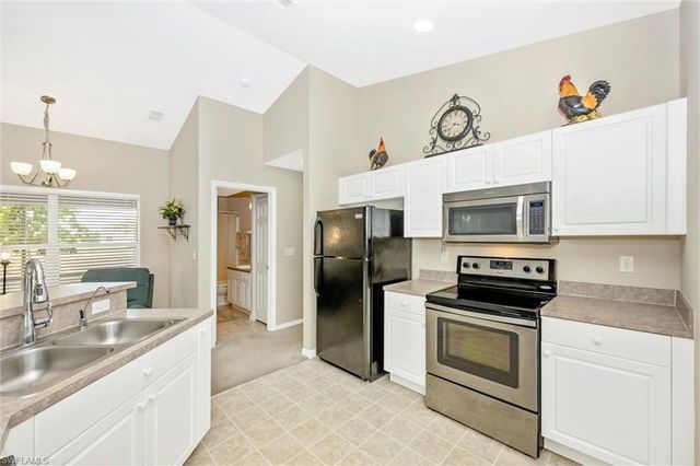 1308 NW 15th PL, Cape Coral, FL 33993