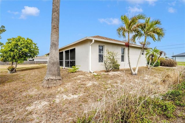 1308 NW 15th PL, Cape Coral, FL 33993