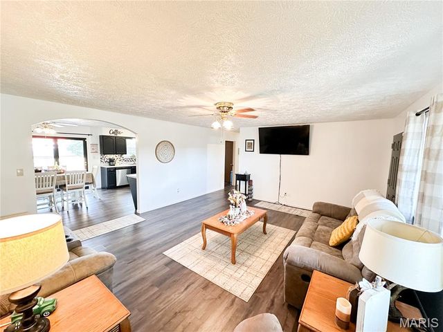 1100 S Gertrude Street, Salem, MO 65560