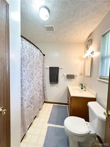 1100 S Gertrude Street, Salem, MO 65560