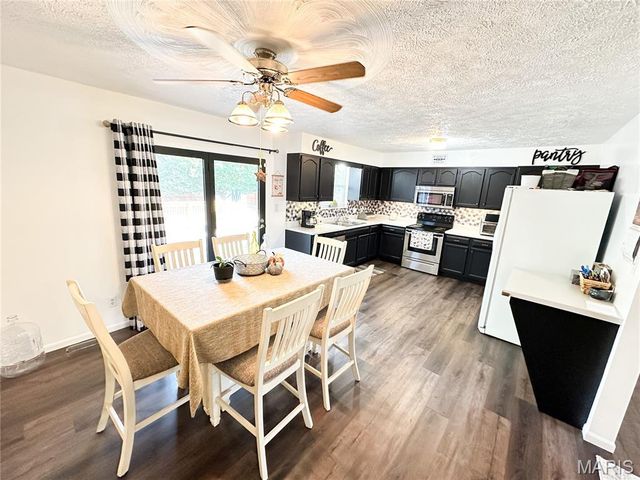 1100 S Gertrude Street, Salem, MO 65560