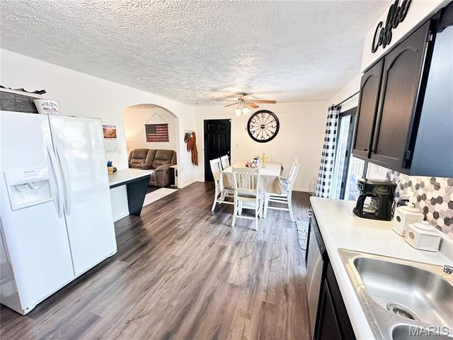 1100 S Gertrude Street, Salem, MO 65560