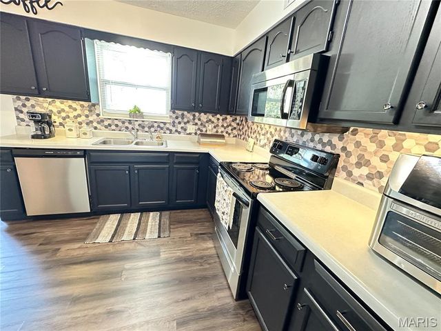 1100 S Gertrude Street, Salem, MO 65560