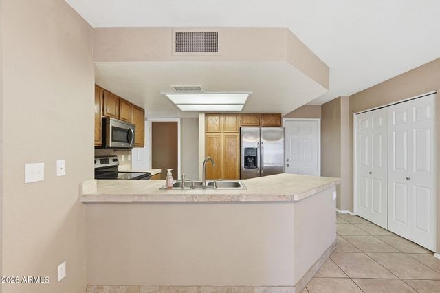 1229 N ALMA SCHOOL Road 1, Mesa, AZ 85201