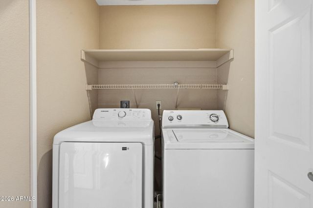 1229 N ALMA SCHOOL Road 1, Mesa, AZ 85201