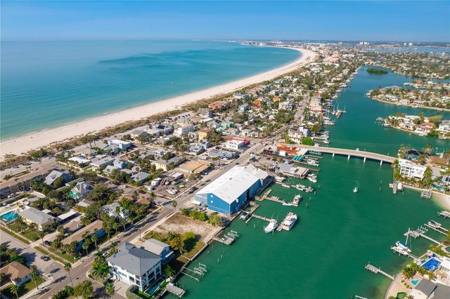 1805 PASS-A-GRILLE WAY, St Pete Beach, FL 33706