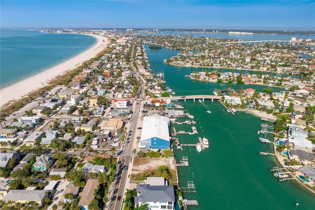 1805 PASS-A-GRILLE WAY, St Pete Beach, FL 33706