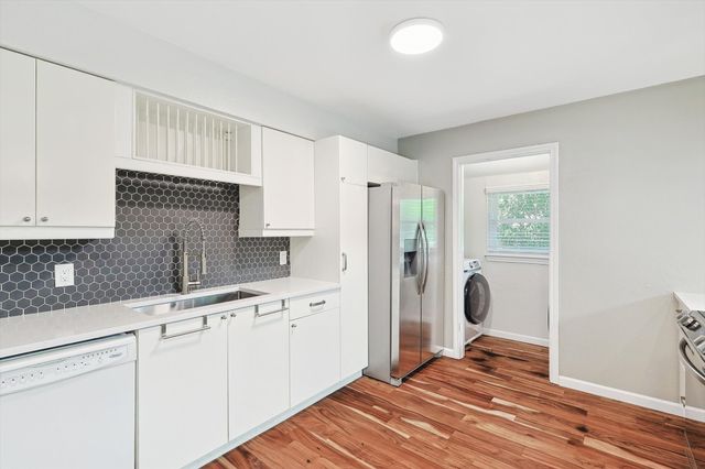 3433 Murphy Drive, Bedford, TX 76021