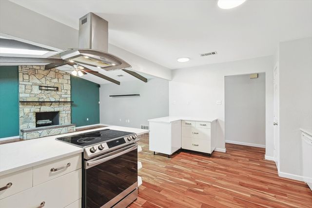 3433 Murphy Drive, Bedford, TX 76021