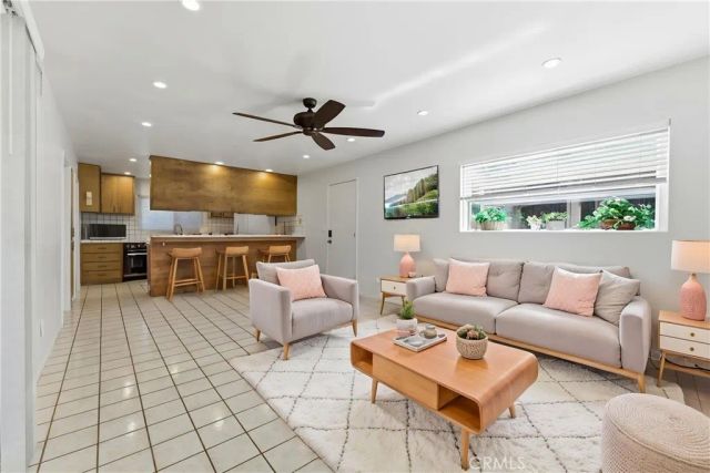 13677 Fellows, Sylmar, CA 91342