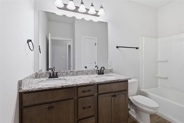 3259 Rosehill Drive, Lake Charles, LA 70607