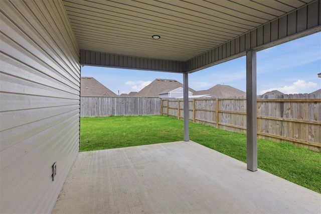 3259 Rosehill Drive, Lake Charles, LA 70607