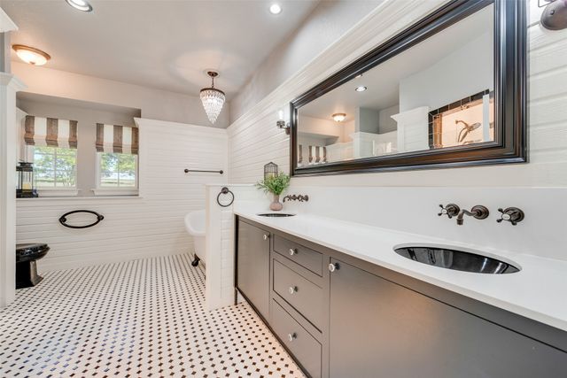 3887 Old Agnes Road, Weatherford, TX 76088